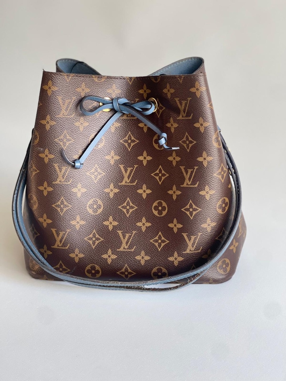 Louis Vuitton Neo Noe Brown Monogram Drawstring Bag with Blue Interior and Trim
